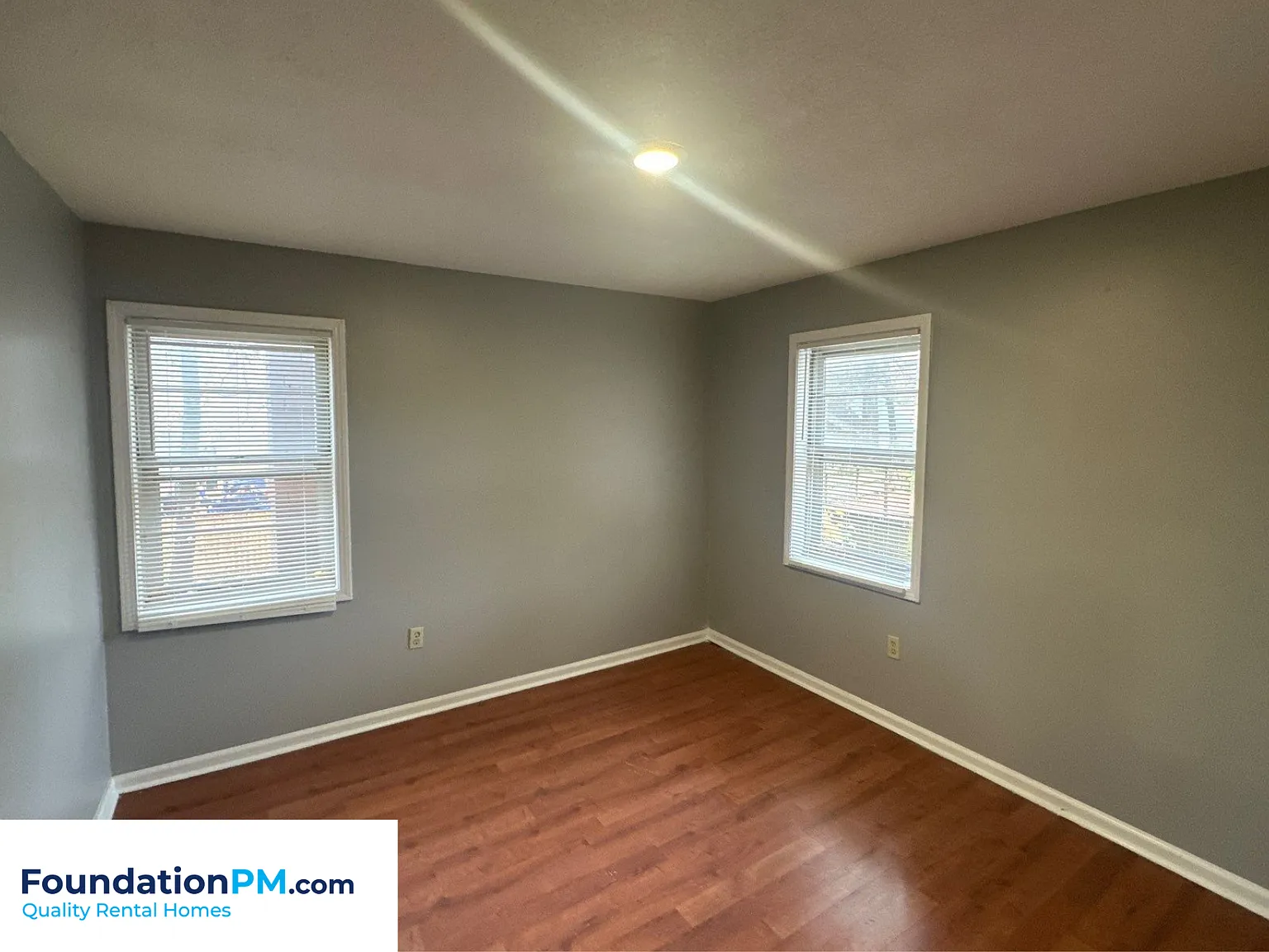 5361 Timberdale Avenue - 1 — Photo 2