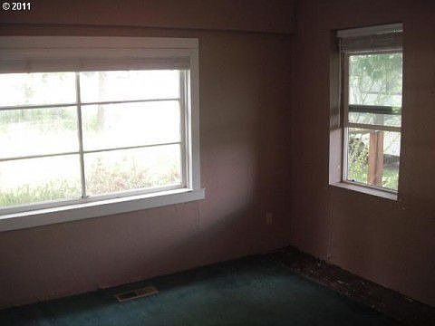 2nd image of 8206 NE 25th Ave