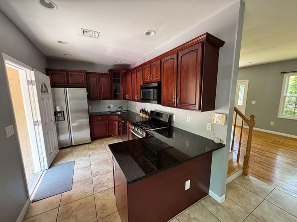 499 Paramus Rd