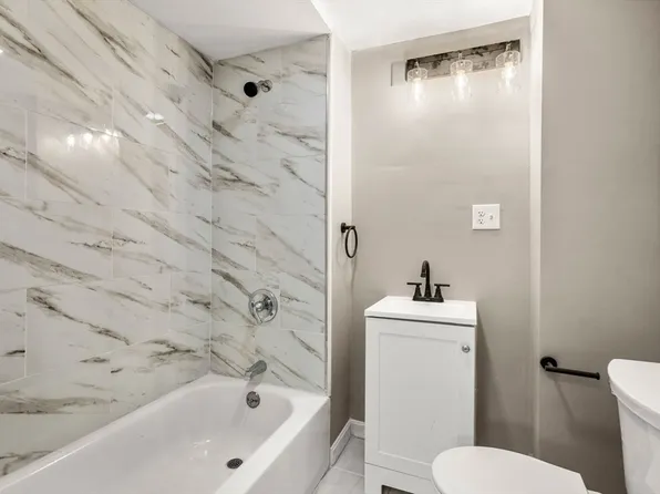 (undisclosed Address), Worcester, MA 01605