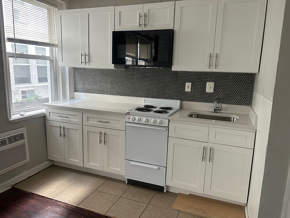 1st image of 3416 Spring Garden St #22