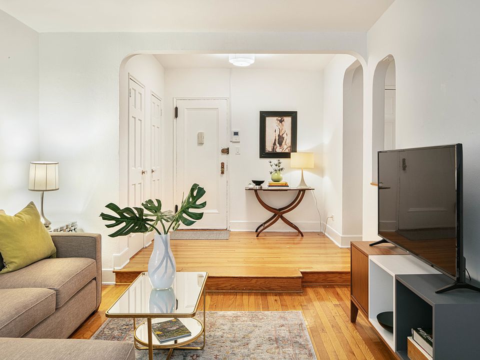 1st image of 160 W 85th St APT 3E
