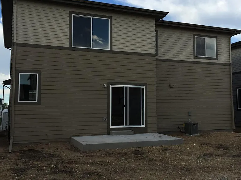 2120 Mackinac St — Photo 12
