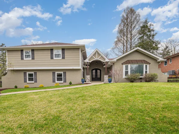 2620 Shaker Rd, Lakeside Park, KY 41017