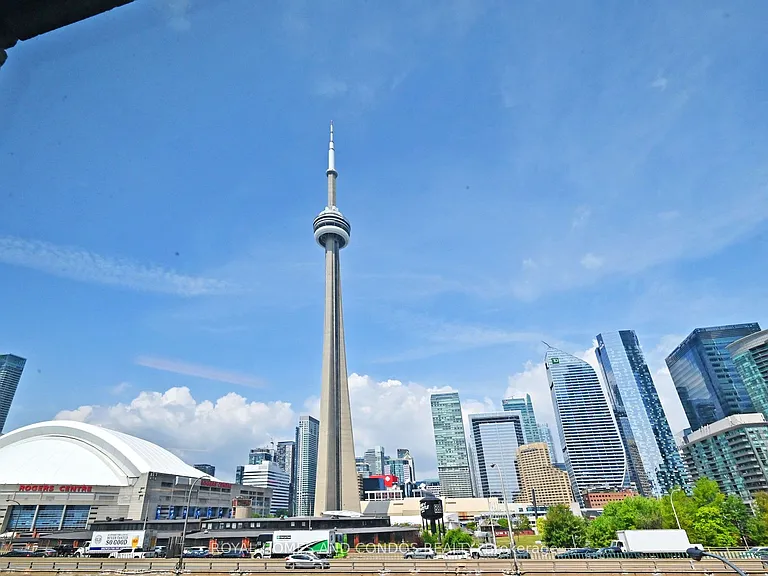 230 Queens Quay W #618 — Photo 5