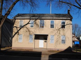2108 Jackson St APT 1, Dubuque, IA 52001