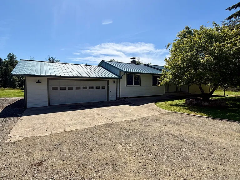 1191 Sable Dr — Photo 1