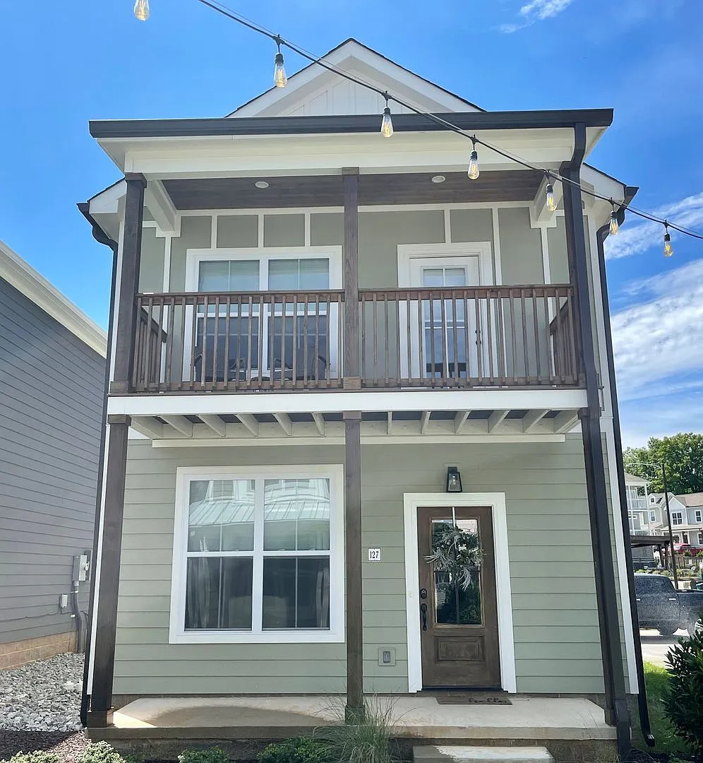 Beautiful 3-Bedroom Townhome at 127 Allison Way Minutes from Tennessee Tech — Photo 1