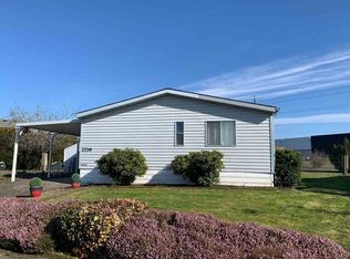 2724 Oakland Loop SE, Salem, OR 97317