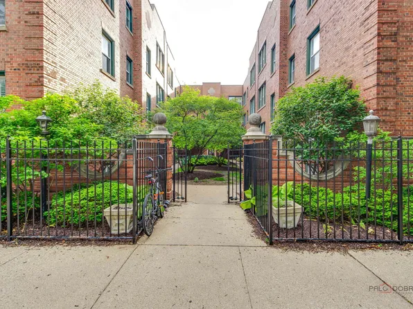2026 N Burling St APT 107, Chicago, IL 60614