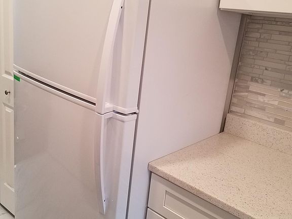 2nd image of 460 Girard St APT 103