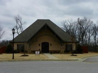 1420 Partridge St, Bentonville, AR 72712