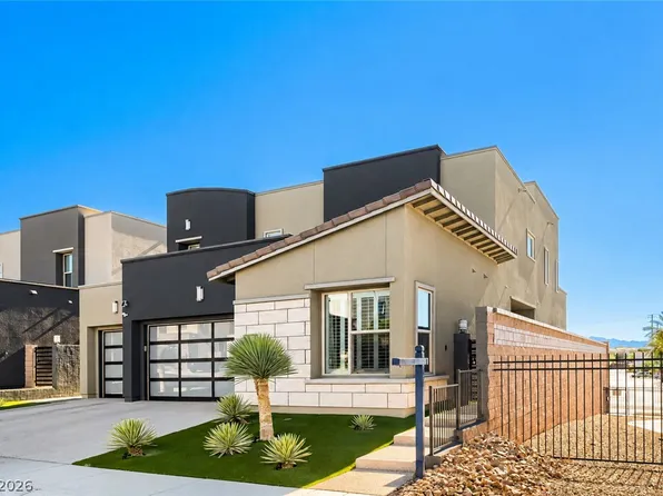 707 Glowing Horizon St, Henderson, NV 89052
