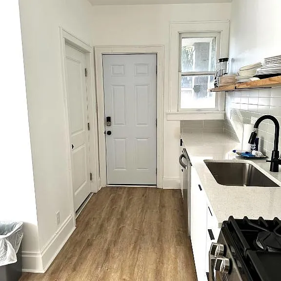 705 Bedford Ave — Photo 17