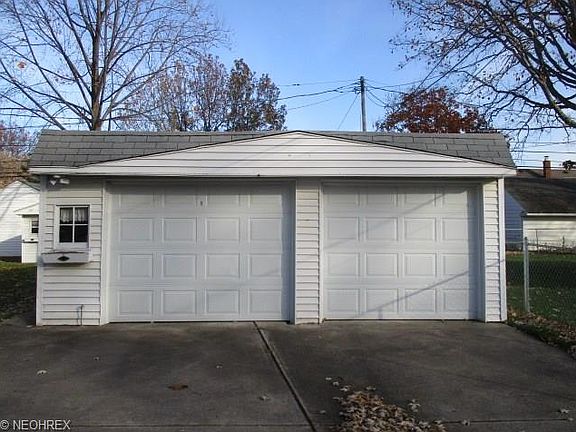 4th image of 6003 Monica Ln