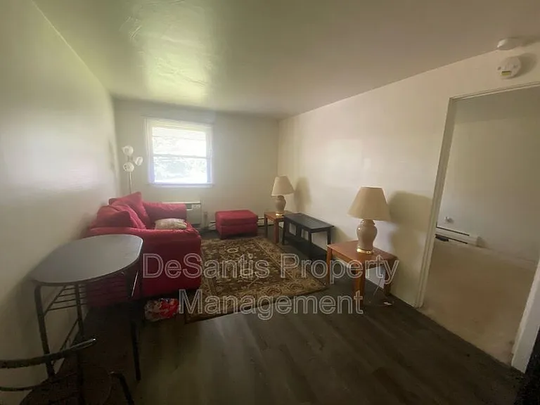 1100 Stevenson Mill Rd #10 — Photo 2