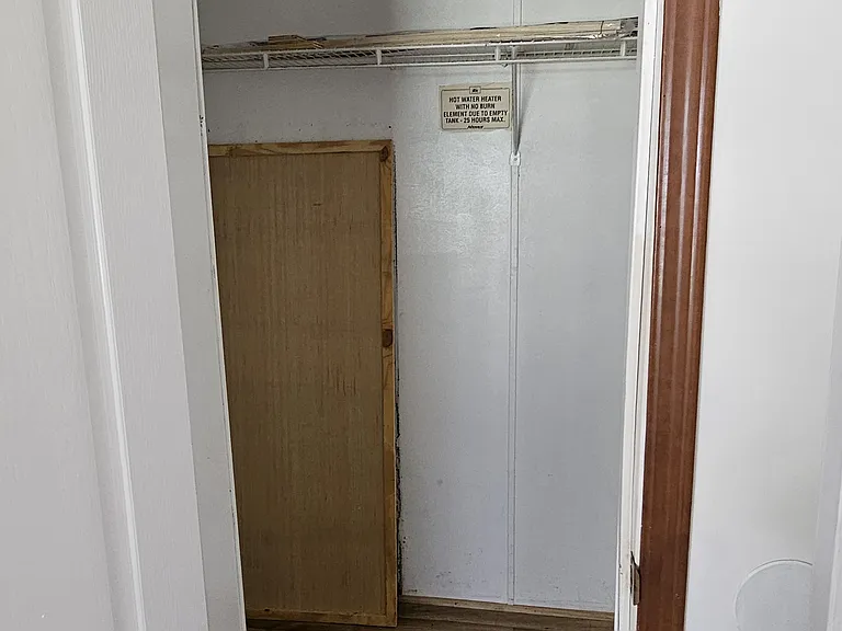 188 Ross Rd — Photo 22