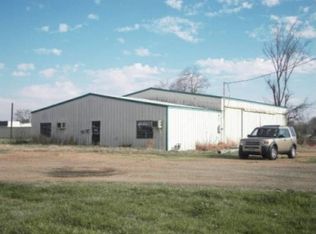 2007 4th St, Jonesville, LA 71343