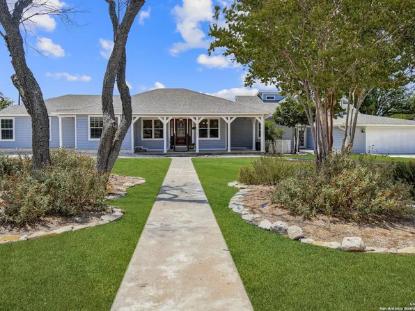 1215 Jack Drive N, Kerrville, TX 78028