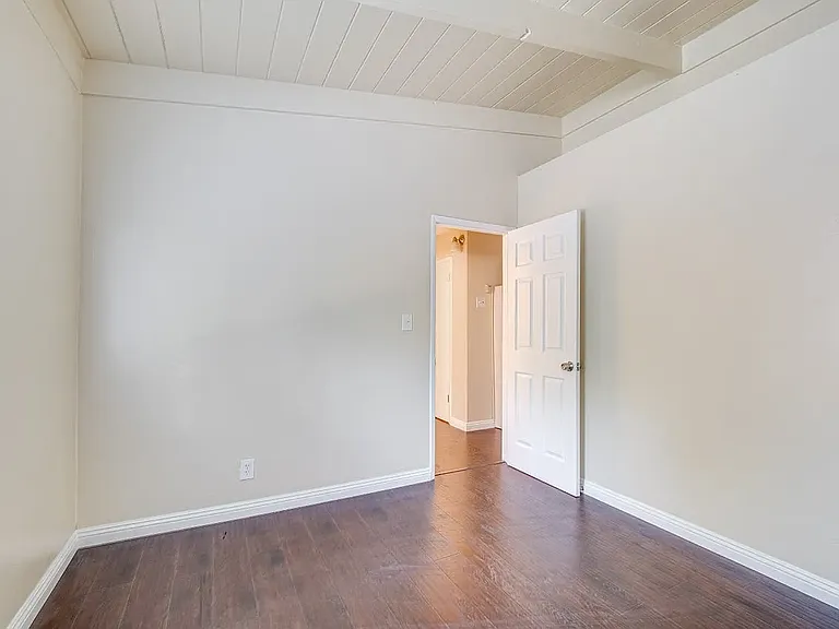 4360 Custis Ave #A — Photo 8