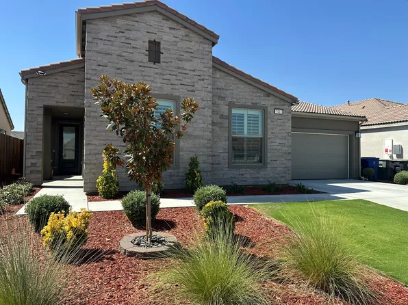 7413 Peach Grove Ln #Suit1, Bakersfield, CA 93313