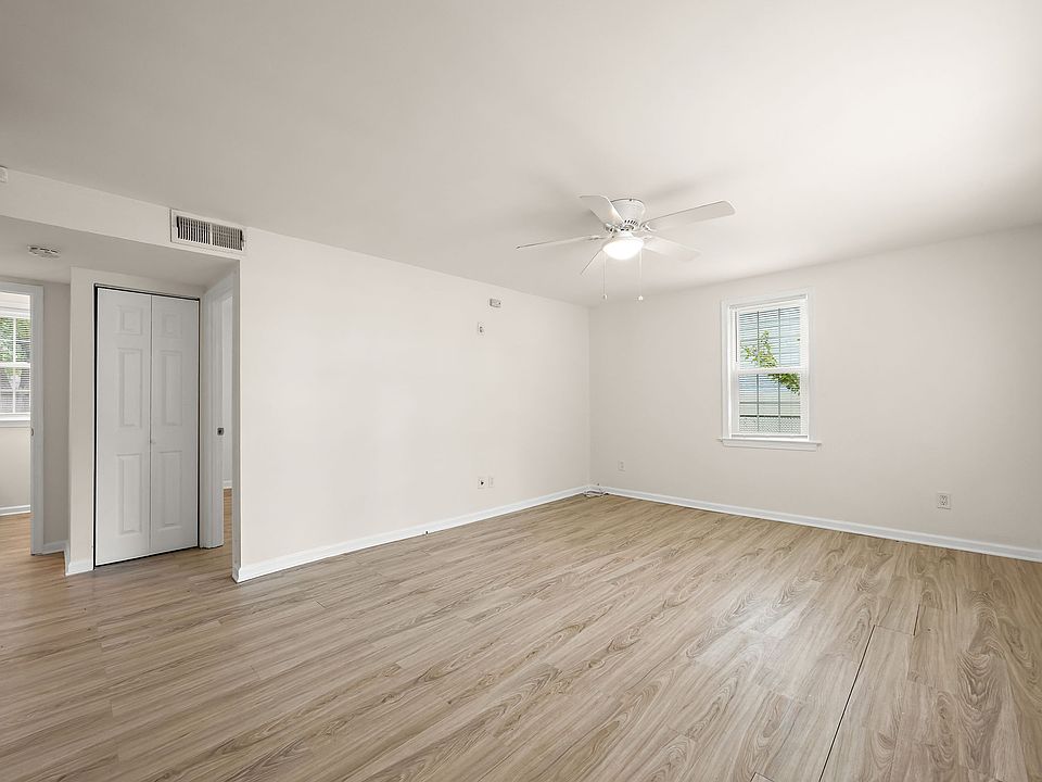 1st image of 112 Vilone Rd