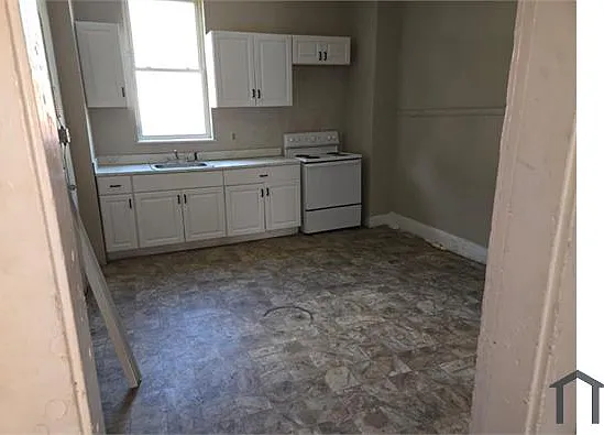223 Upton St #2F — Photo 3