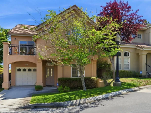 1 Arroyo View Cir, Belmont, CA 94002