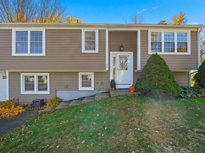27 Liswell Dr, Agawam, MA, 01001