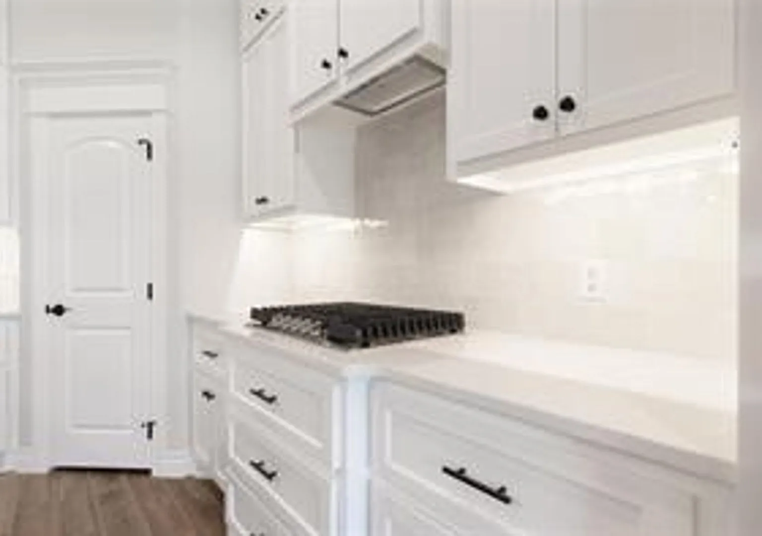 Very Nice brand new 4 bedroom 3 bath home in Edmond schools — Photo 4
