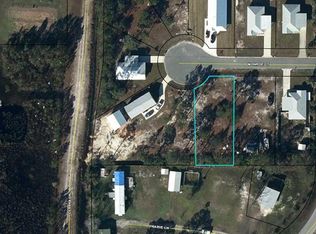 106 Monroe Ct, Port Saint Joe, FL 32456