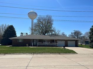 902 E 7th St, Stromsburg, NE 68666