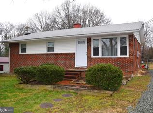 1021 Ficklen Rd, Fredericksburg, VA 22405