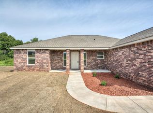 29192 Osage Hills Dr, McLoud, OK 74851