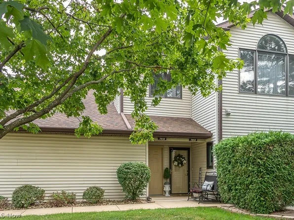7252 Village Dr, Mentor, OH 44060