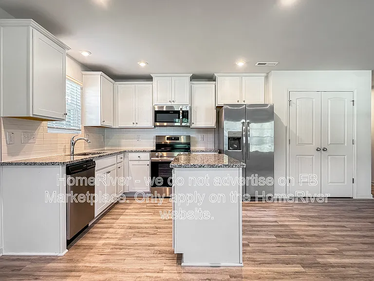 272 Johnson Ridge Way — Photo 6