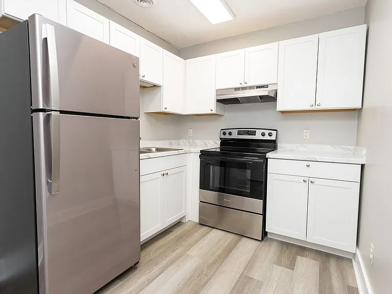 4000 Lara Ln #C — Photo 3