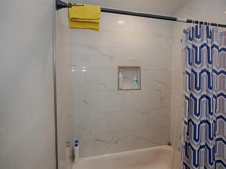 2802 Canfield St — Photo 19