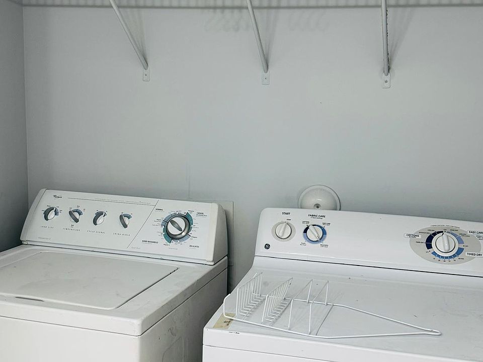 1st image of 201 Finsbury St APT 302