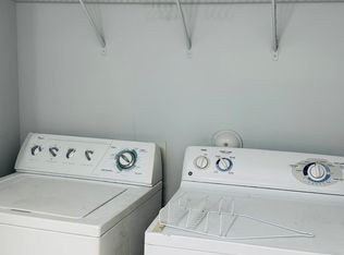 201 Finsbury St APT 302, Durham, NC 27703