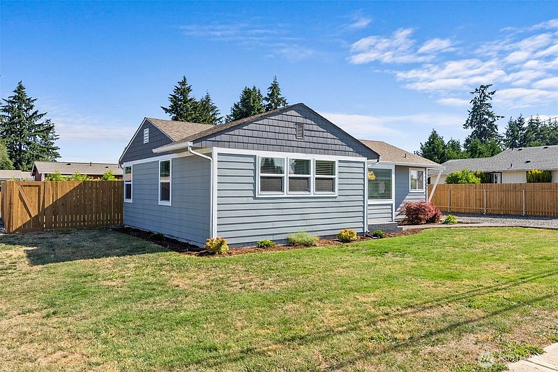 4th image of 2801 Borst Avenue