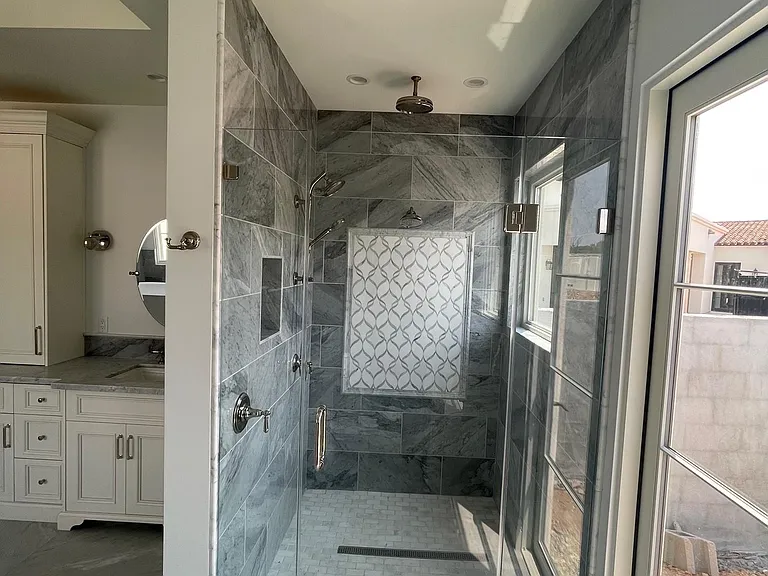 Master shower number 1