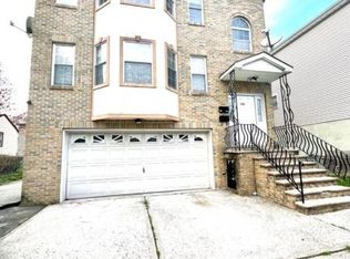 159 S Clinton St APT 2, East Orange, NJ
