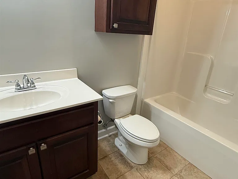 468 Wade Rd SE #A — Photo 8