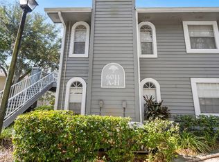 6011 Laketree Ln APT C, Temple Terrace, FL 33617