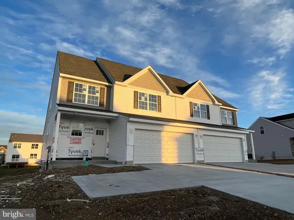 222 Sunglo Lot 106, Leesport, PA 19533