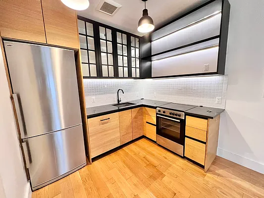 Rented by ERNY LLC | media 3