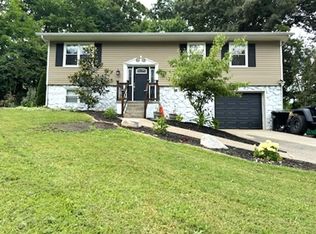 10017 Bluegrass Rd, Knoxville, TN 37922