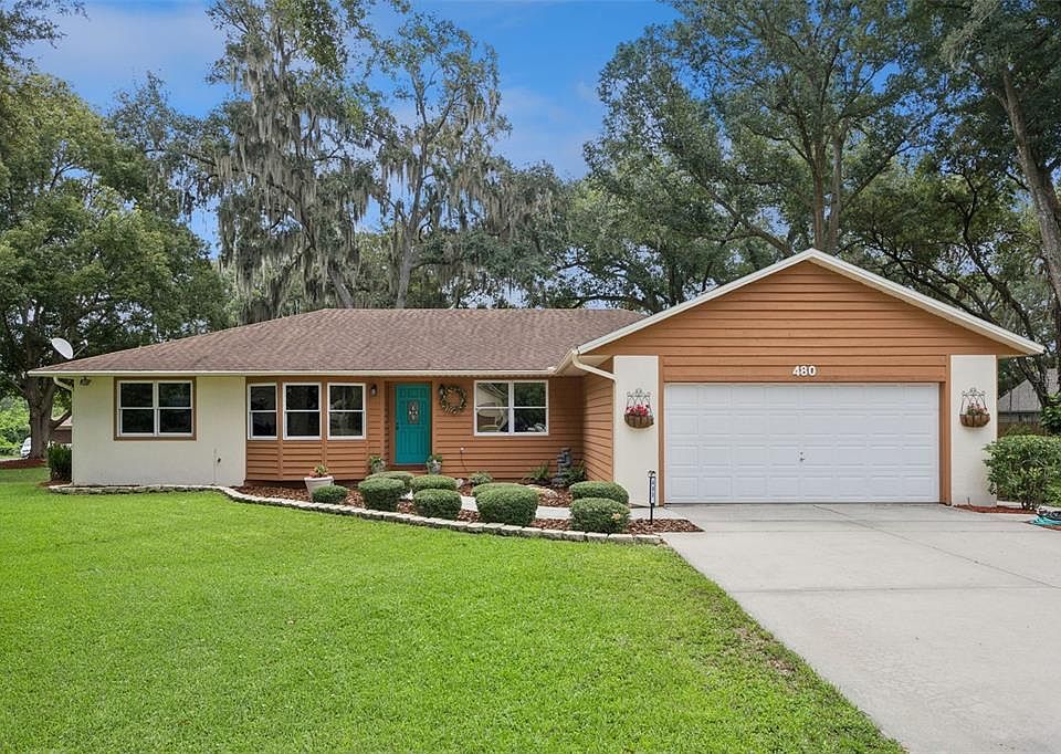 1st image of 480 LAKE FOREST CIRCLE