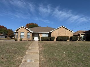 5047 Hollow Ridge Rd, Dallas, TX 75227